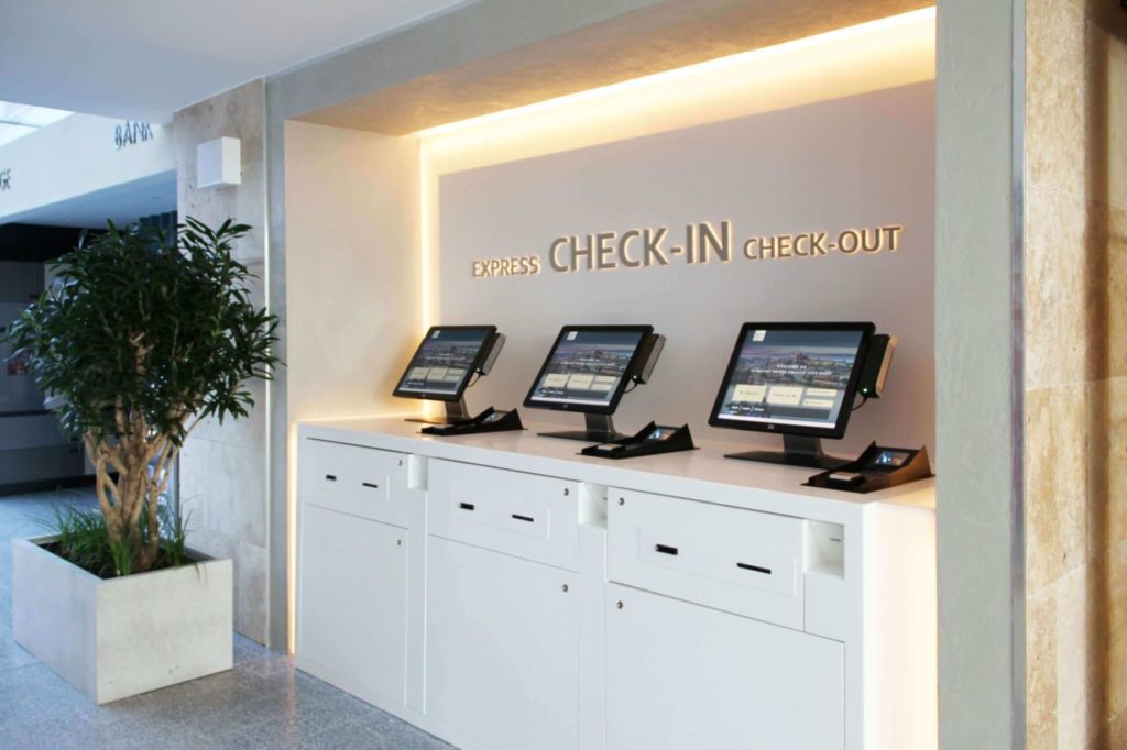Компания Технологии успеха ускоряет регистрацию в отелях с помощью распознавания паспорта от Smart Engines
