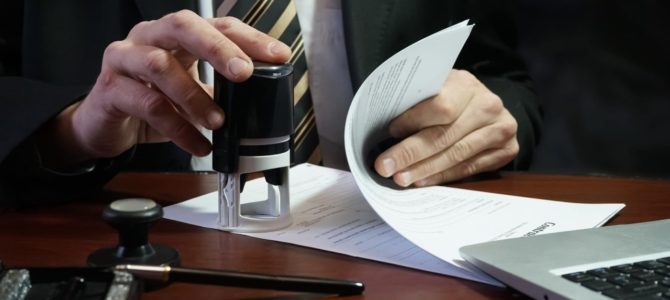 Российский ИИ защитит граждан и компании от мошенническим схем при оформлении нотариальных сделок Российский ИИ защитит граждан и компании от мошенническим схем при оформлении нотариальных сделок