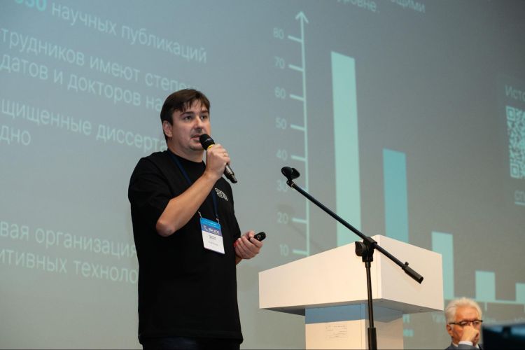 Дмитрий Путинцев, директор по работе с ключевыми клиентами Smart Engines